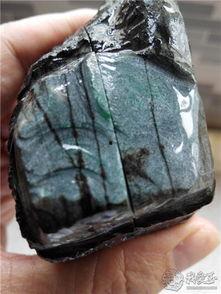 翡翠吃瓜富婆视频,揭秘豪门背后的八卦风云