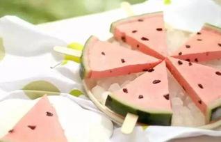 女子微信吃瓜,揭秘网络八卦背后的真相  第3张